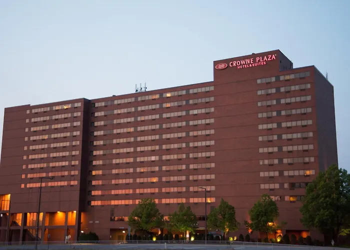 Crowne Plaza Suites Msp Airport - Mall Of America By Ihg
